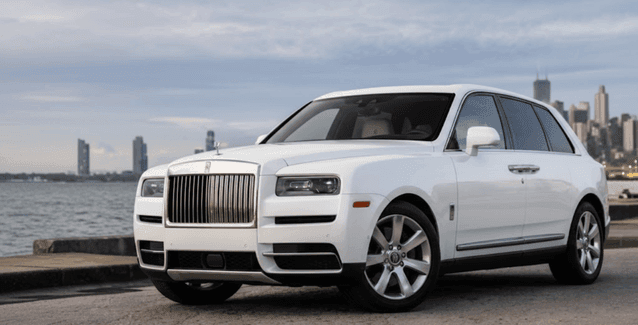 Rolls-Royce Cullinan Chauffeur Service in Chicago