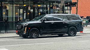 Royal Limo Services - Chicago Ohare Executive Limo Service -Chauffeur & Black Car Services place picture